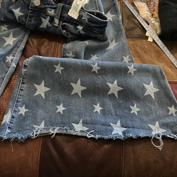 Judy Blue star denim - Picture 5 of 7